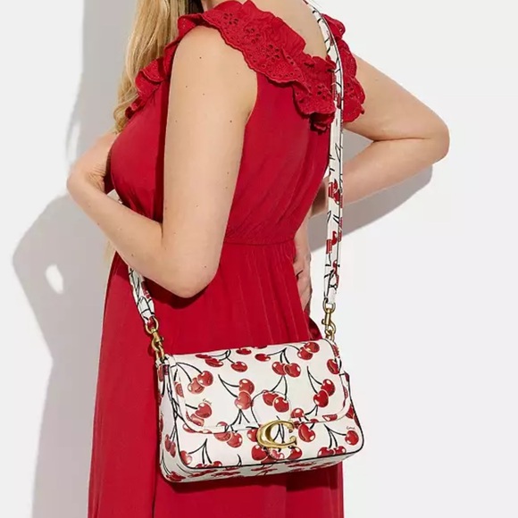 Coach soft tabby shoulder bag NWT - Picture 9 of 15